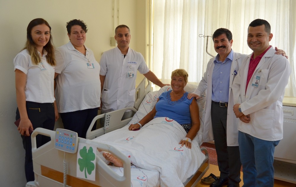 Rus uyruklu kadın ameliyat için Alanya’yı tercih etti