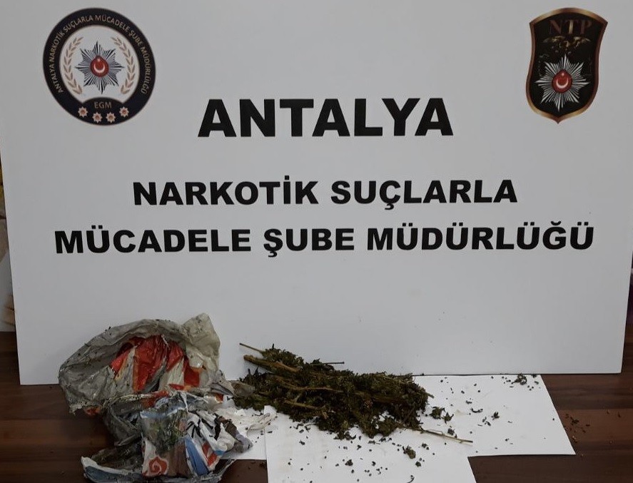 Antalya’da uyuşturucu operasyonları: 6 gözaltı