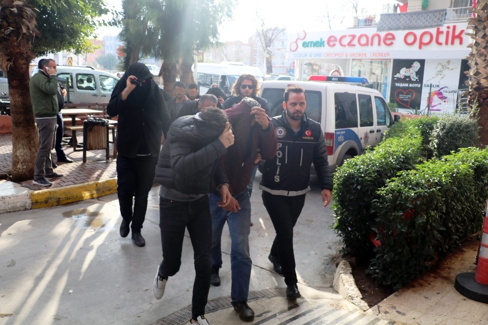 Antalya’da uyuşturucu operasyonu: 12 gözaltı