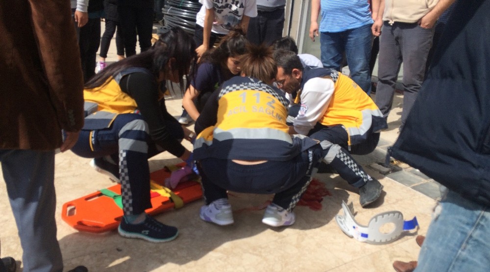 Antalya’da 6. kattan düşen minik Beren hayatını kaybetti