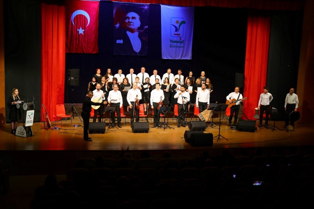 Manavgat Belediyesi TSM Korosu’ndan ilk konser