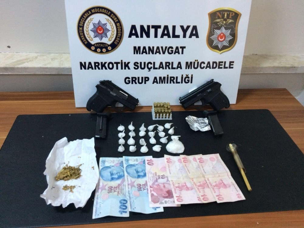 Manavgat’ta uyuşturucu operasyonları