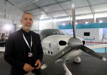 GAÜ, Eurasia Airshow’a yeni nesil eğitim uçağı DA40 ile katıldı
