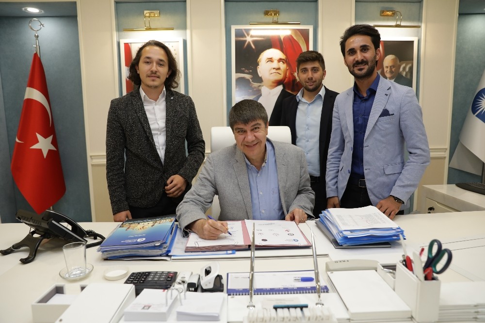 Başkan Türel, Genç Gönül Elçileri ile işbirliği protokolü imzaladı