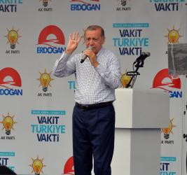 Cumhurbaşkanı Erdoğan: “24 Haziran’da kim kimin apoletini sökecek bunların hesabını soralım”
