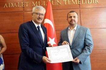 Antalya Milletvekilleri mazbatalarını aldı