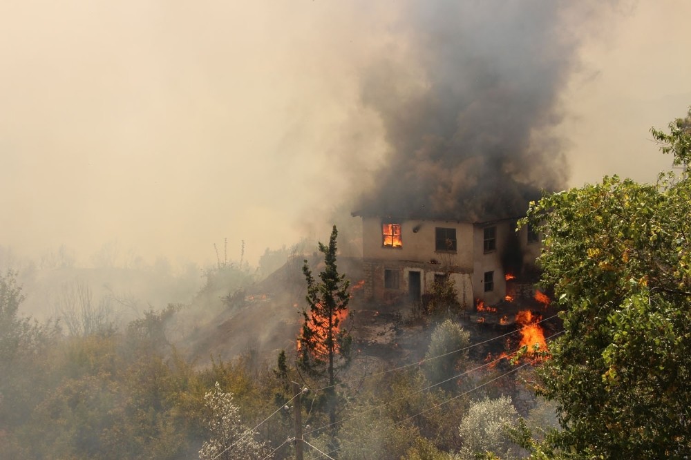 Antalya’da orman yangını uyarısı