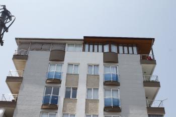 Antalya’da polisin evinden battaniyeli çelik kasa hırsızlığı