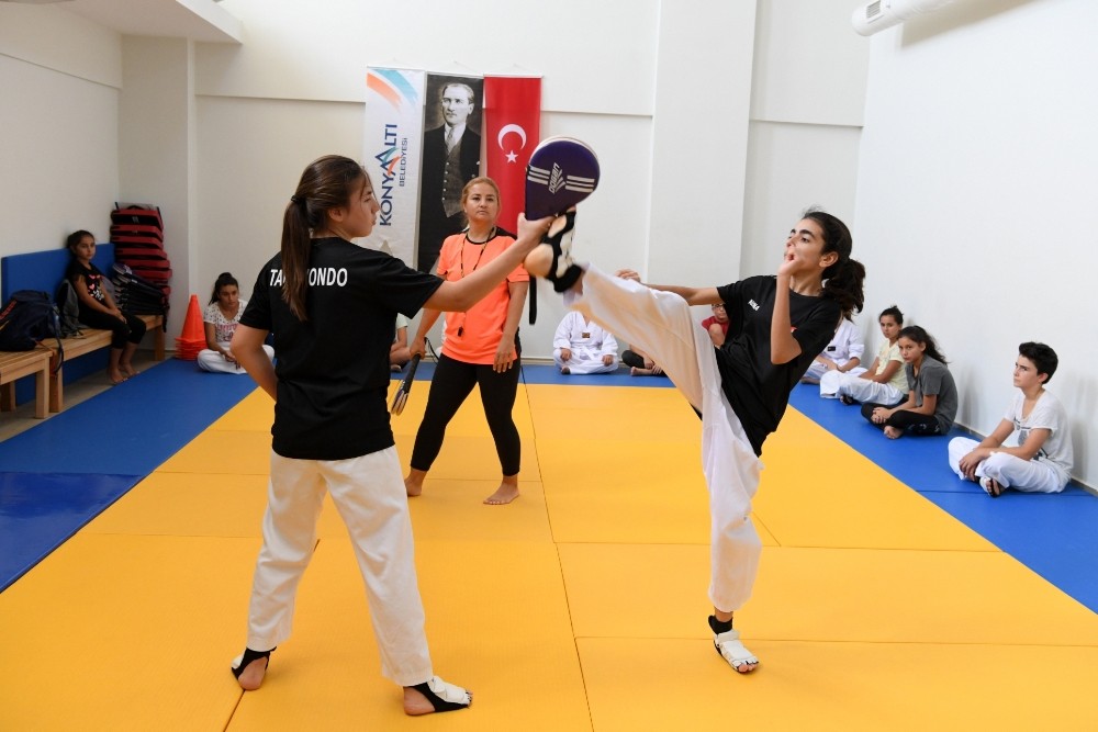 KONSEM Yaz Okulu’nda teakwondo kursu