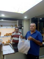 MHP’den askıda ekmek kampanyasına destek
