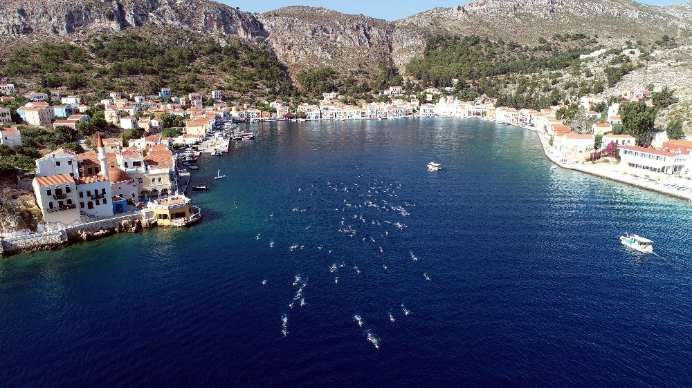 Yunan adasından Türk topraklarına 7.1 kilometrelik kulaç