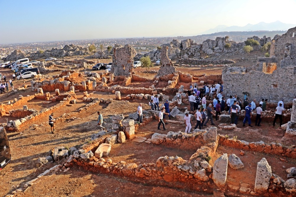 Antalya’da 2 bin 200 yıllık zeytinyağı şehri, gün yüzüne çıkartıldı