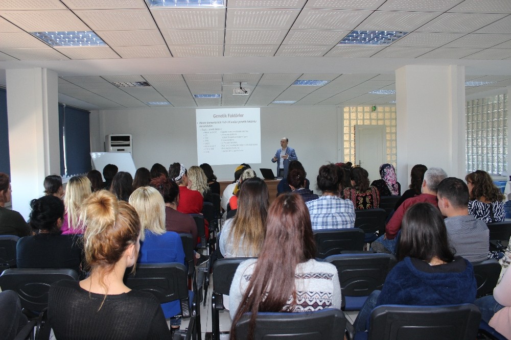 Antalya’da meme kanserine karşı farkındalık semineri