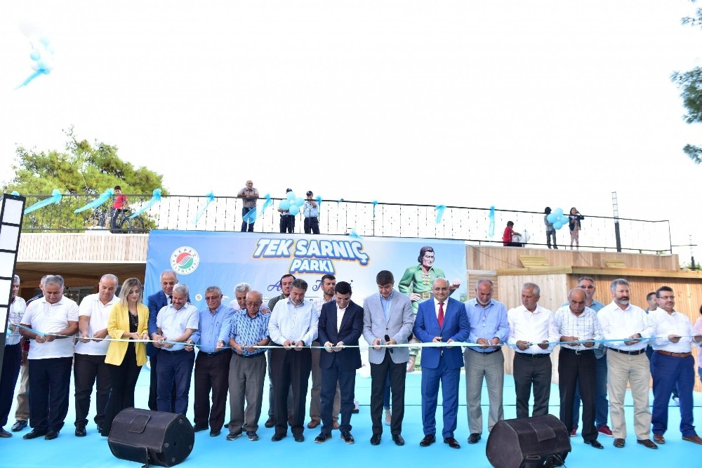 Kepez’in 6. temalı kent parkı törenle açıldı