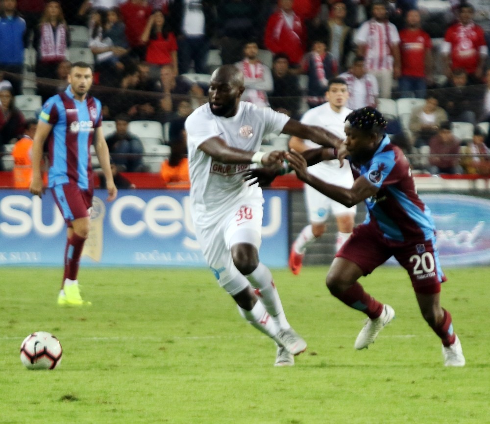 Spor Toto Süper Lig: Antalyaspor: 1 – Trabzonspor: 1 (Maç sonucu)