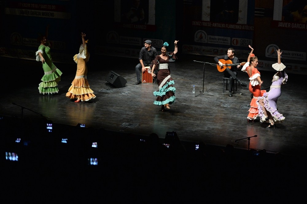 Festivalde Flamenko rüzgarı