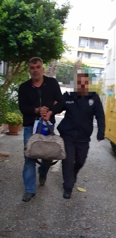 Antalya’da 27 suçtan aranan 2 kardeş yakalandı