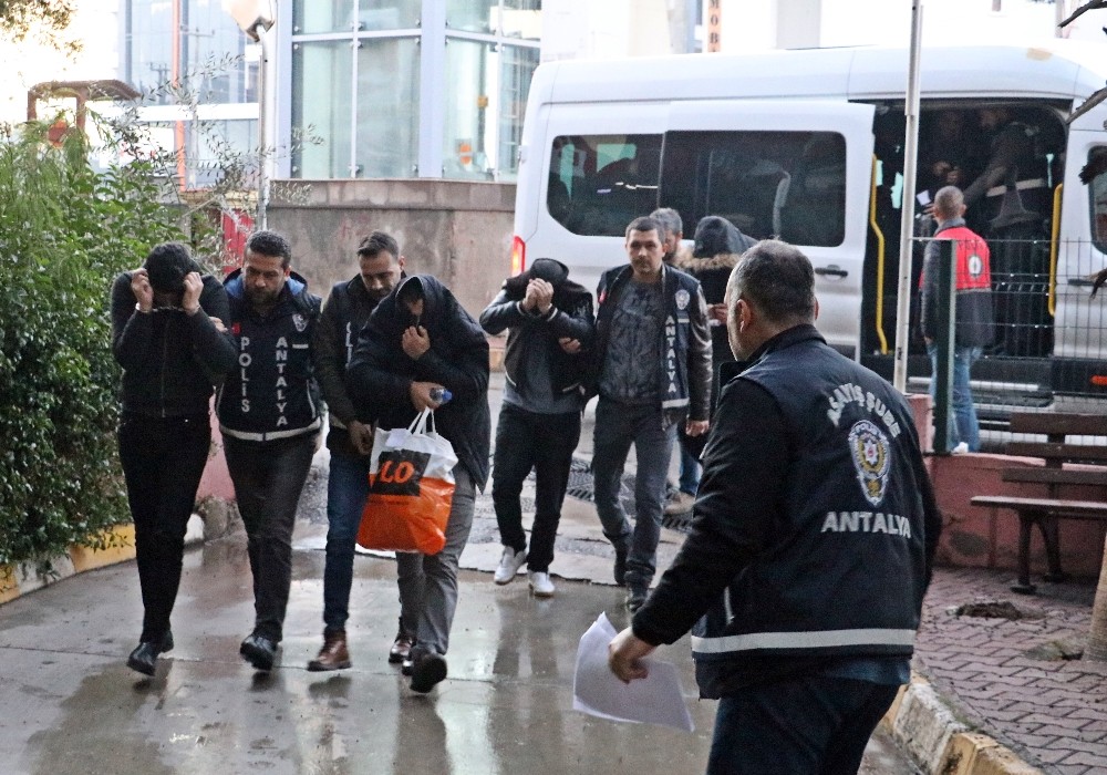 Antalya’daki ‘Guten morgen’ operasyonu: 15 tutuklama
