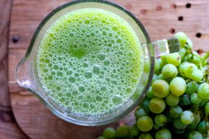 Koruk nedir? Koruk suyu nasıl yapılır? Koruk Suyu Ne İşe Yarıyor?