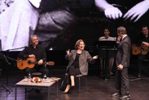 Muratpaşa’dan Nazım Hikmet geçti