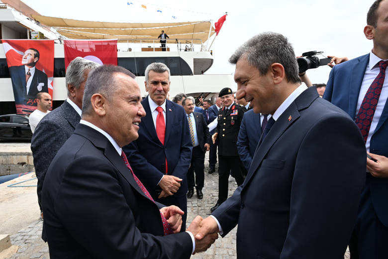 Antalya’da 19 Mayıs Coşkusu