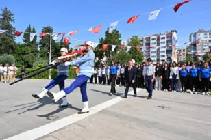 Büyükşehir Belediyesi’nde 19 Mayıs coşkusu törenle başladı