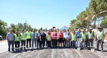 Kocagöz’ün anonsuyla Kepez’in sathi asfalt sezonu başladı