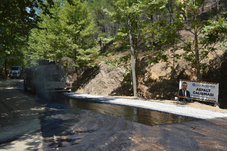 Büyükşehir’den Gündoğmuş’a yol yatırımı