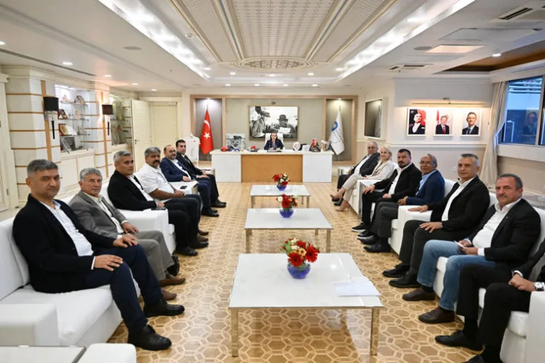 Muhtarlardan Başkan Vekili Özdemir’e ziyaret