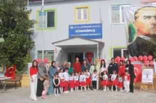 Nostalji Tramvayı’nda 29 Ekim Cumhuriyet Bayramı coşkusu