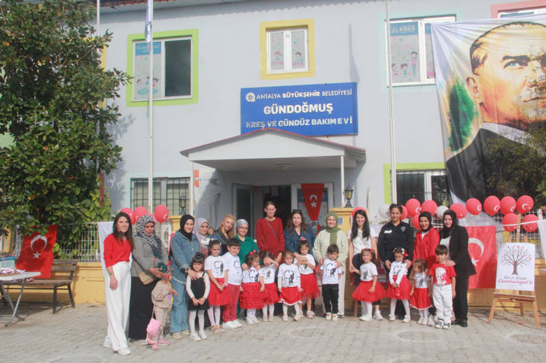 Nostalji Tramvayı’nda 29 Ekim Cumhuriyet Bayramı coşkusu