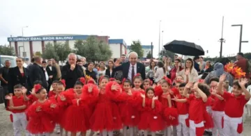 Kepez’de Cumhuriyet’in 102. Yılı kutlamaları başladı