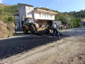 Büyükşehir’den Alanya’nın kırsal yollarına bakım ve onarım