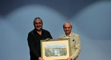 Kepez Forum’da 10 Kasım Söyleşisi; Sunay Akın ile Aslanlı Yol