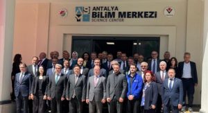Antalya Bilim Merkezi’nde Okul Dışı Öğrenme Ortamları Projesi tanıtıldı