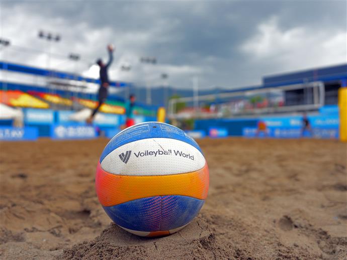 Alanya'da plaj voleybolu heyecanı başlıyor