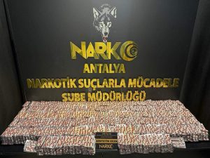 Antalya’da Narkotik Operasyonları: Sentetik Ecza ve A4 Ele Geçirildi