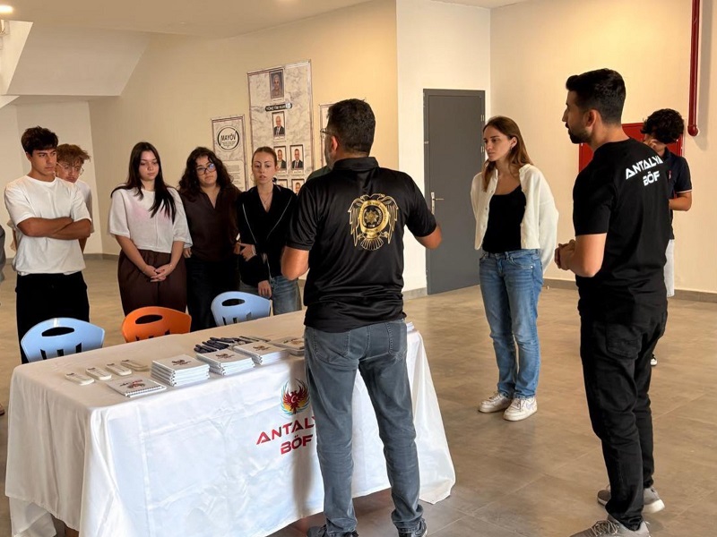 Antalya'da Üniversite Öğrencilerine Yönelik Güvenlik ve Bilgilendirme Çalışmaları
