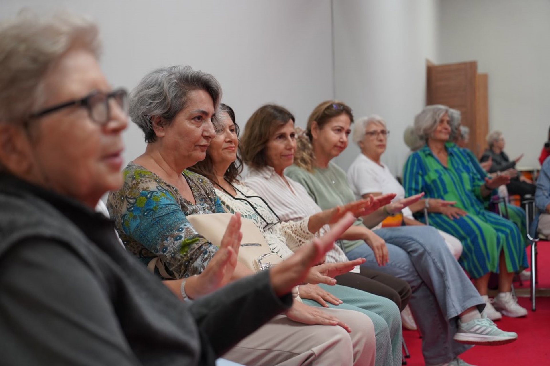 Konyaaltı'nda Alzheimer'a karşı sanatla mücadele projesi