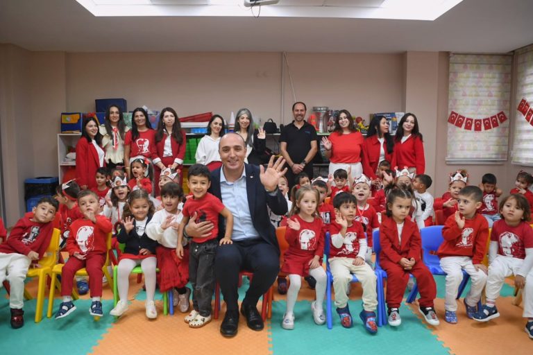 Konyaaltı’nda Kreş Öğrencileri Cumhuriyet Coşkusunu Yaşadı