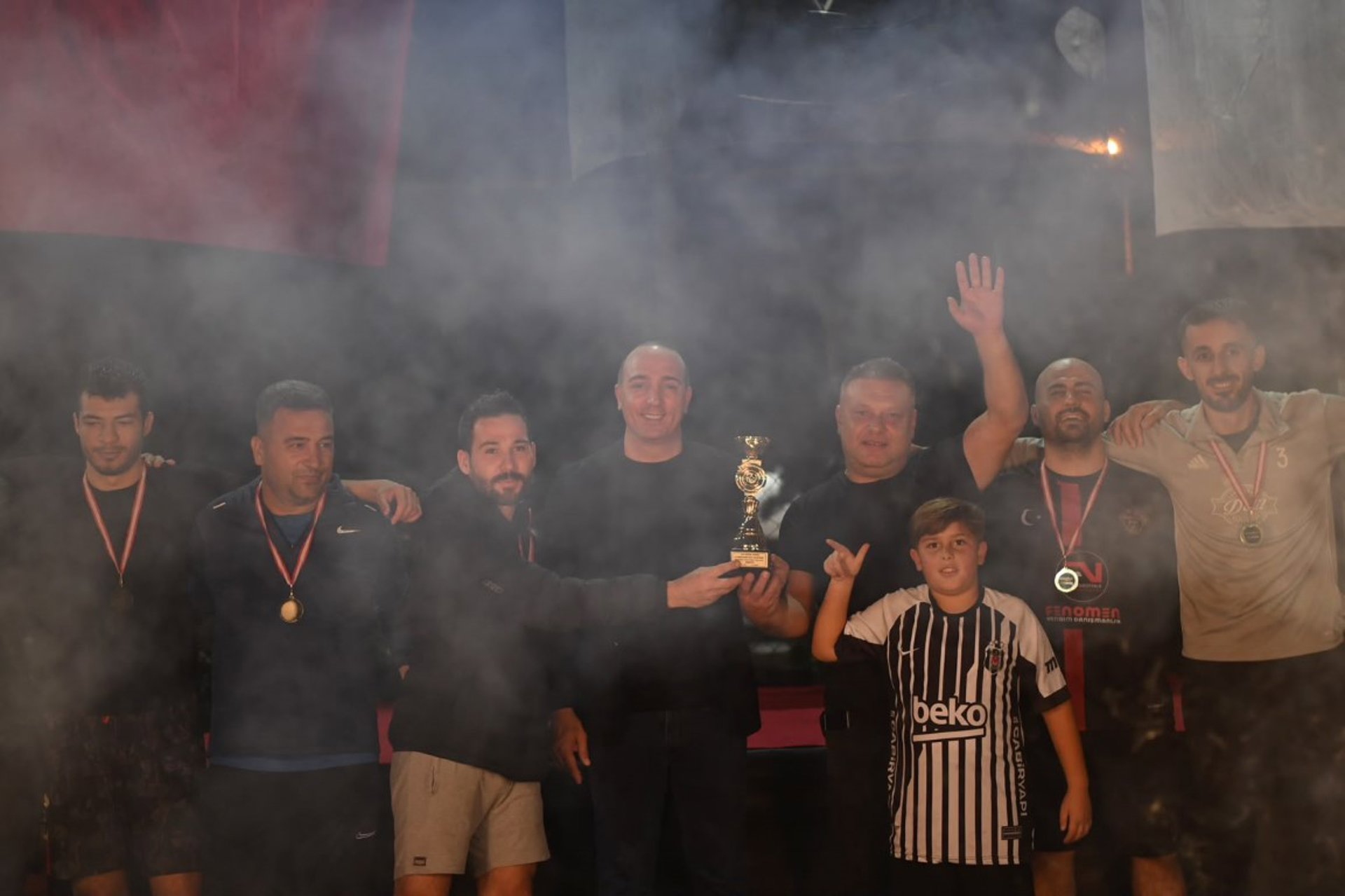 Konyaaltı'nda mahalleler arası futbol turnuvası sona erdi