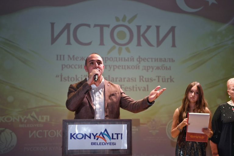Konyaaltı’nda Türk-Rus dostluğu İstoki Festivali ile pekişti