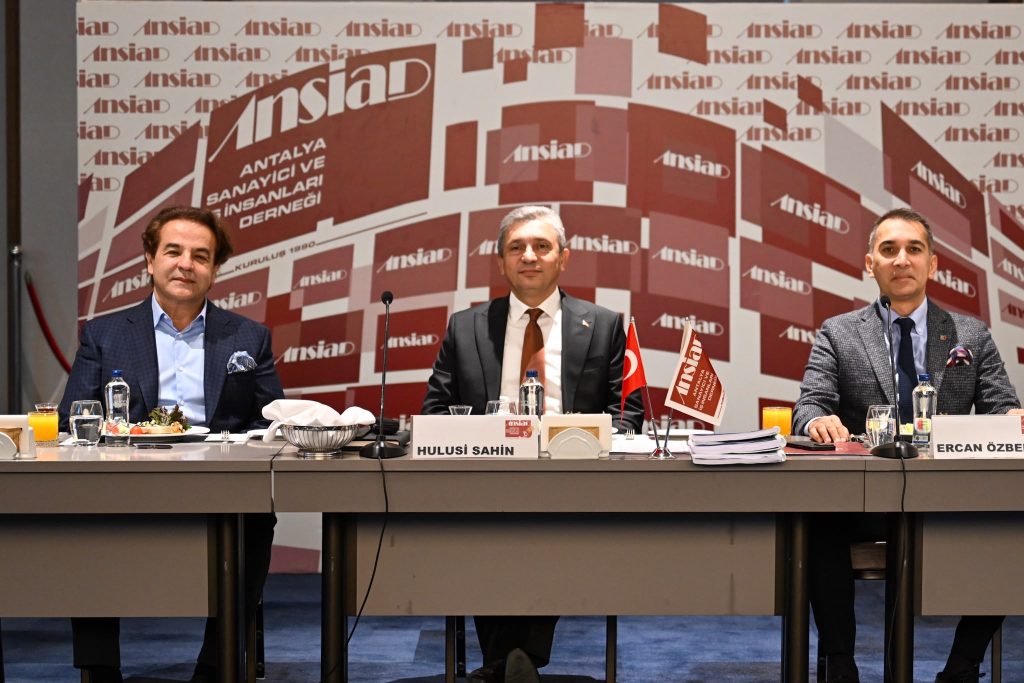 Vali Şahin: COP31 Antalya İçin Büyük Bir Fırsat